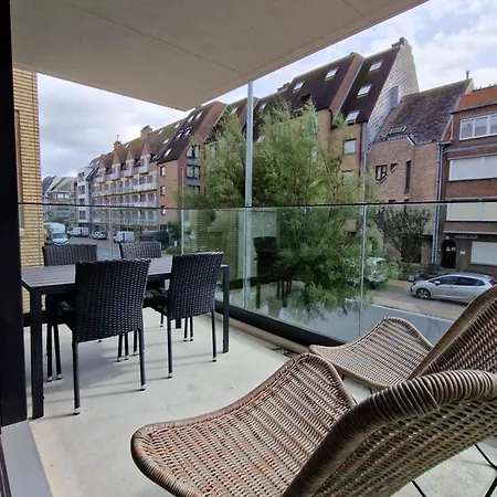 Allure Modern & Zonnig Met Balkon *