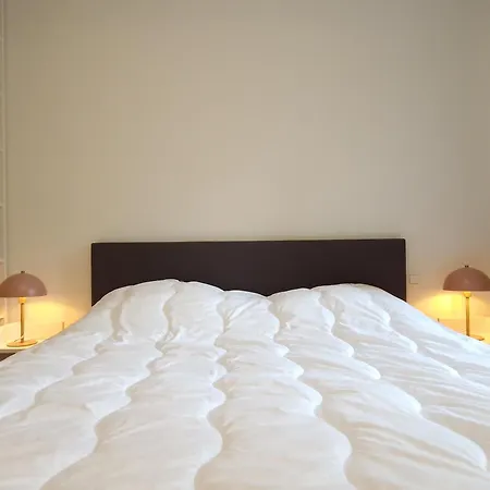 Allure Modern & Zonnig Met Balkon Apartman *